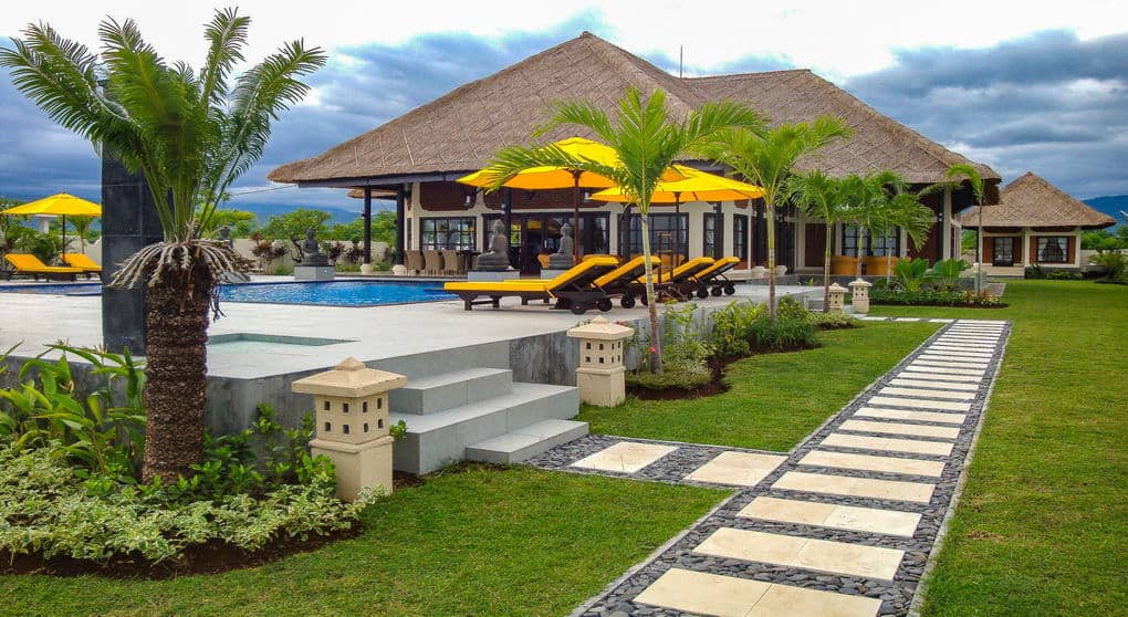 villa op Bali aan het strand